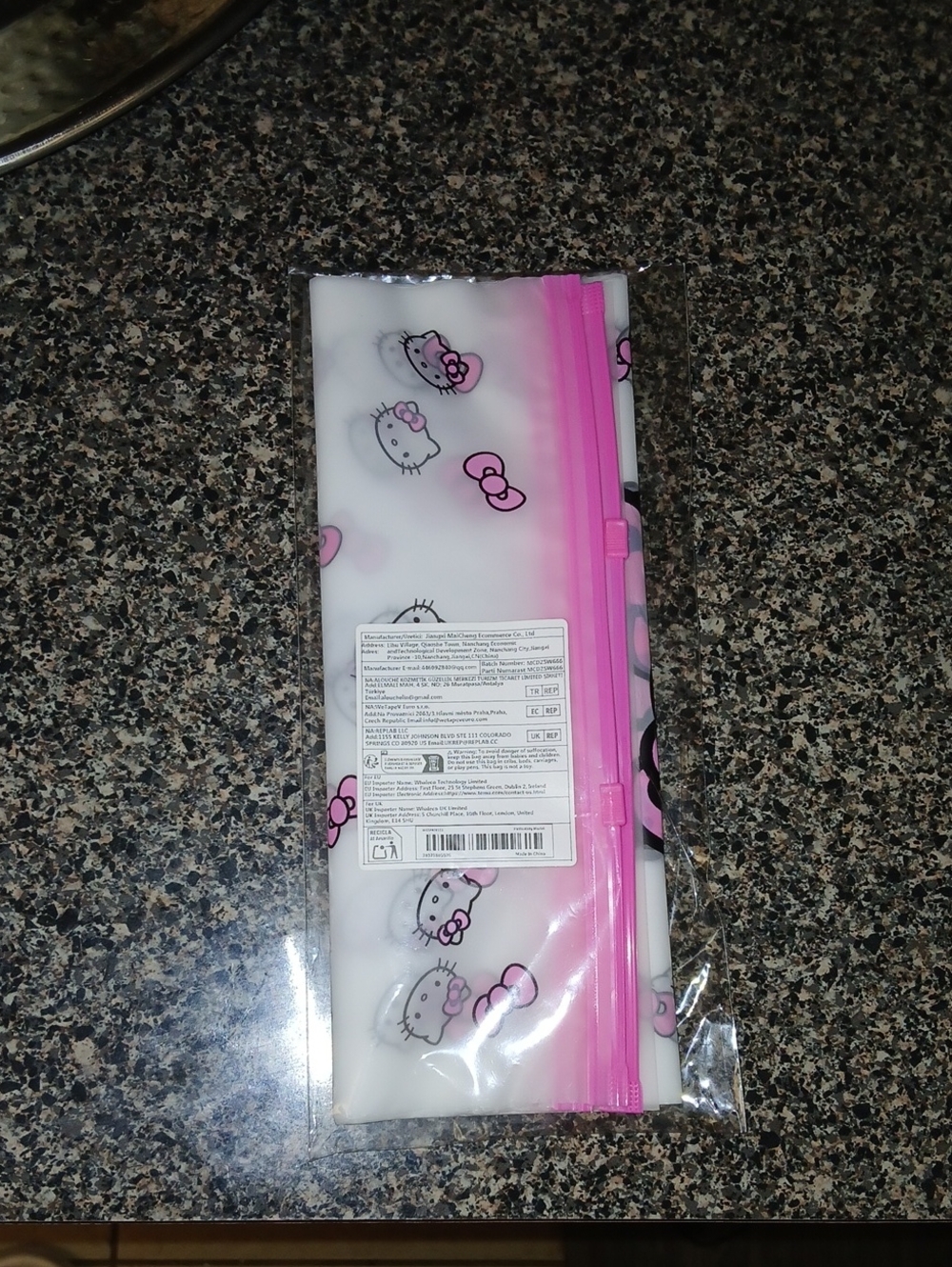 #HelloKitty Pink & White #Zipbags #storagebags #packingbags